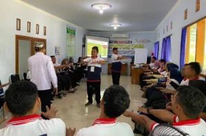 Bersama Cabdindik Banyuwangi, PMI Cetak Fasilitator PMR Berkualitas