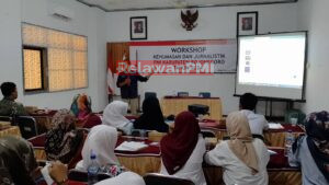 PMI Bojonegoro Latih Relawan Jurnalisme Kepalangmerahan