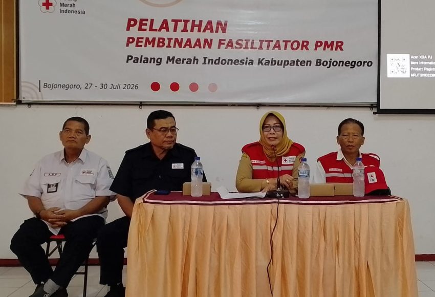 Ketua PMI Kab.Bojonegoro memberikan Sambutan Kegiatan TOF Pembinaan PMR Tahun 2026
